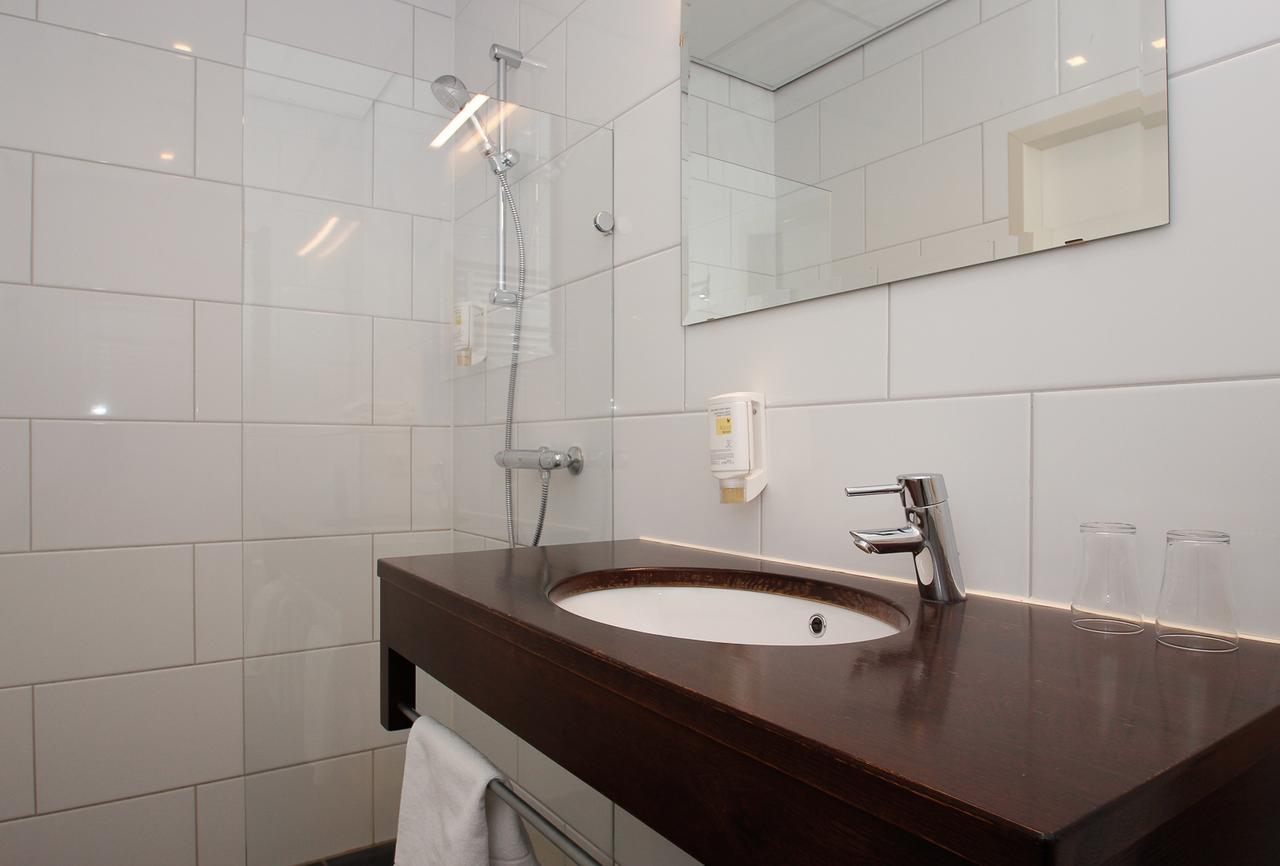 Hotel Aan De Singel Delfzijl Kültér fotó